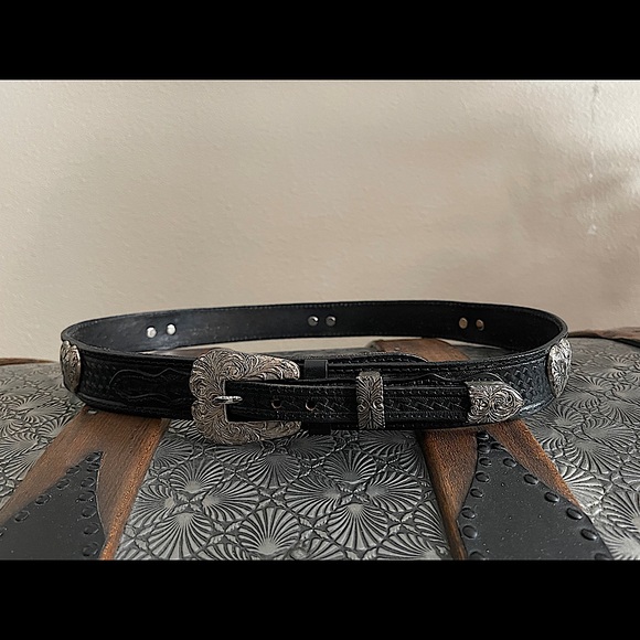 unknown Accessories - Western Black Belt with Hearts
